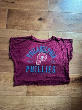 Philadelphia Phillies Graphic Tee